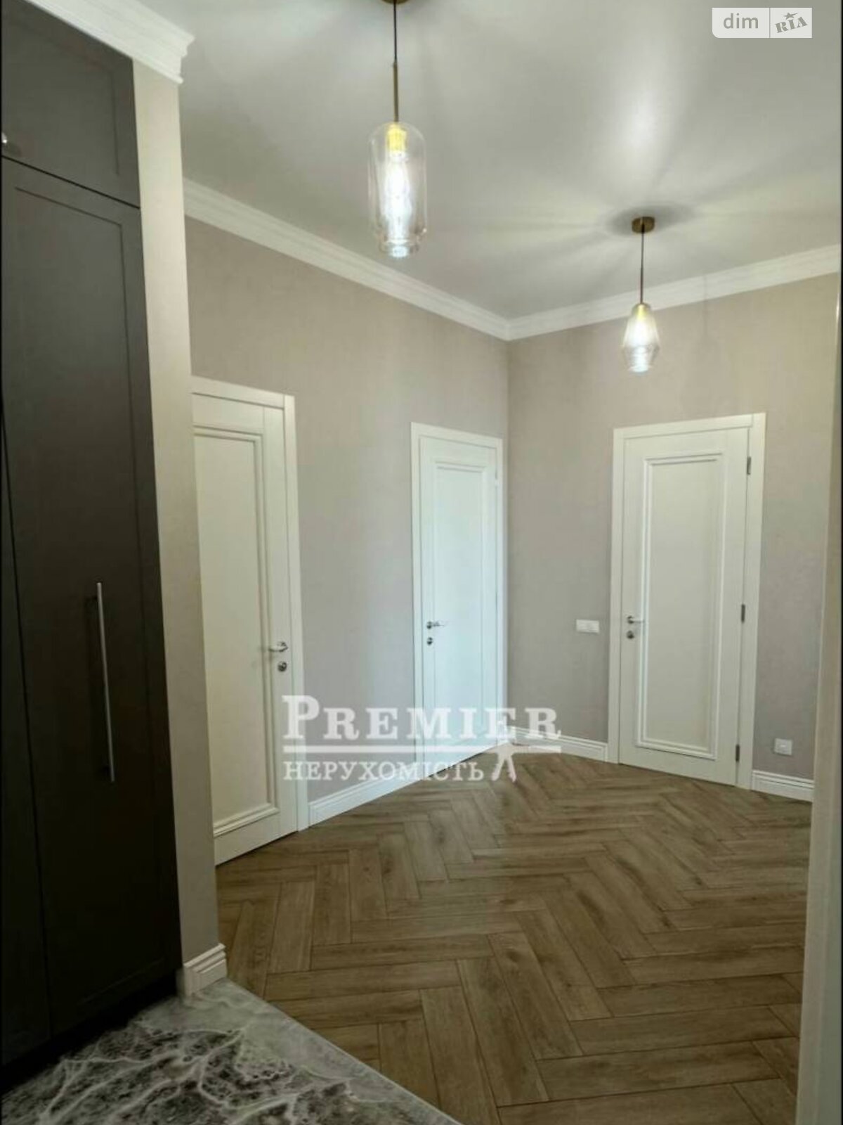 Продажа трехкомнатной квартиры в Крыжановка, на ул. Парижская, фото 1 Продажа трехкомнатной квартиры в Крыжановка, на ул. Парижская, фото 1