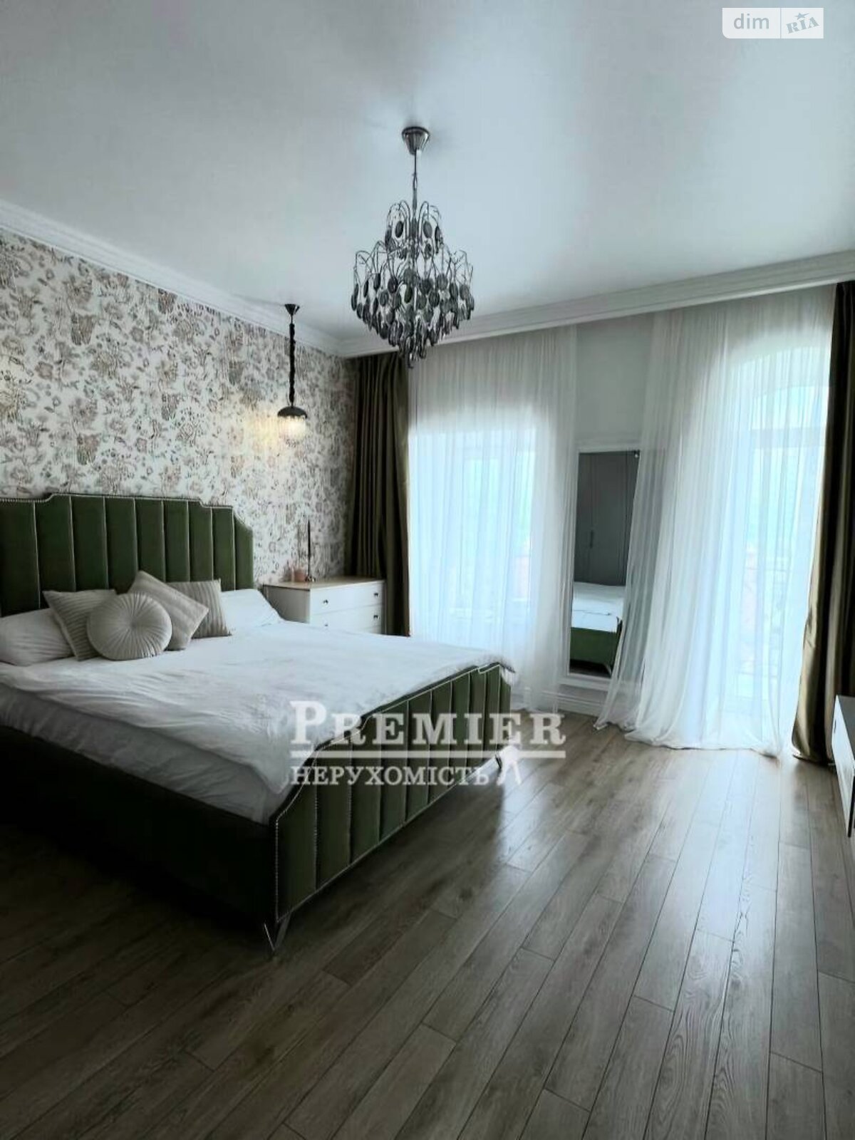 Продажа трехкомнатной квартиры в Крыжановка, на ул. Парижская, фото 1 Продажа трехкомнатной квартиры в Крыжановка, на ул. Парижская, фото 1