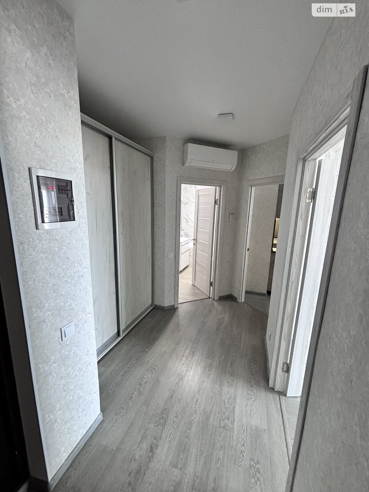 Продажа однокомнатной квартиры в Крыжановка, на ул. Владислава Бувалкина 70, фото 1