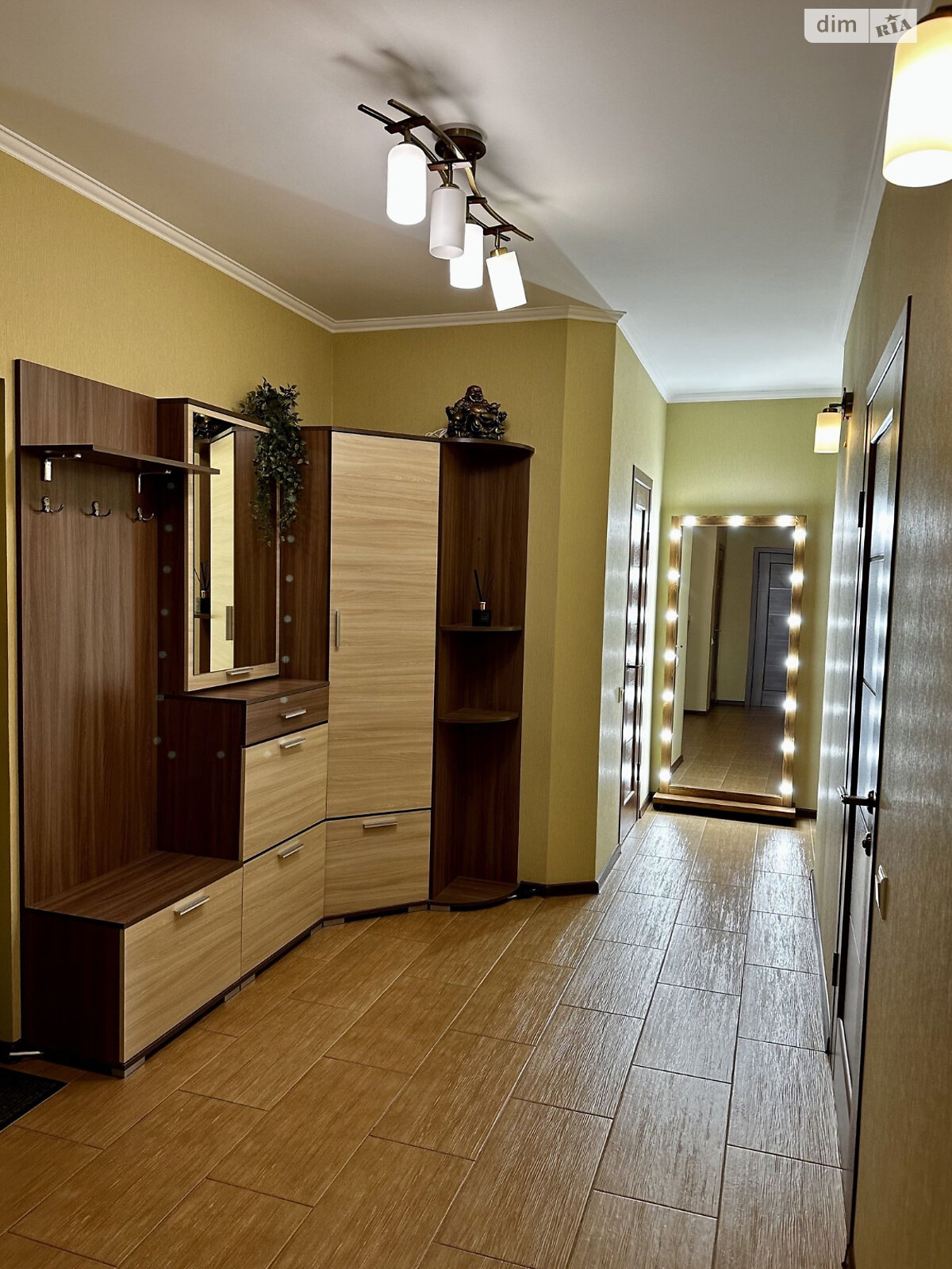 Продажа двухкомнатной квартиры в Крыжановка, на ул. Защитников Украины 44, кв. 64, фото 1 Продажа двухкомнатной квартиры в Крыжановка, на ул. Защитников Украины 44, кв. 64, фото 1