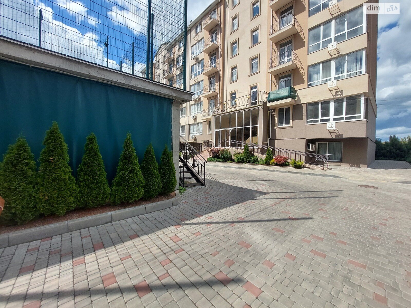 Продаж однокімнатної квартири в Крижанівка, на вул. Захисників України, фото 1 Продаж однокімнатної квартири в Крижанівка, на вул. Захисників України, фото 1