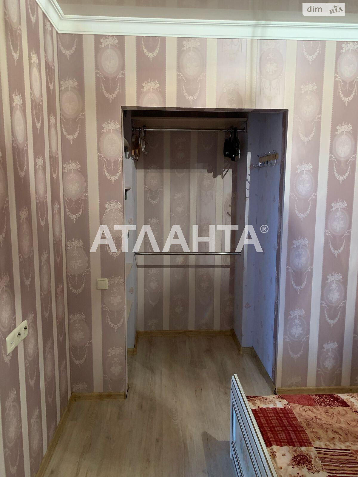 Продажа однокомнатной квартиры в Крыжановка, на ул. Защитников Украины 44, фото 1 Продажа однокомнатной квартиры в Крыжановка, на ул. Защитников Украины 44, фото 1