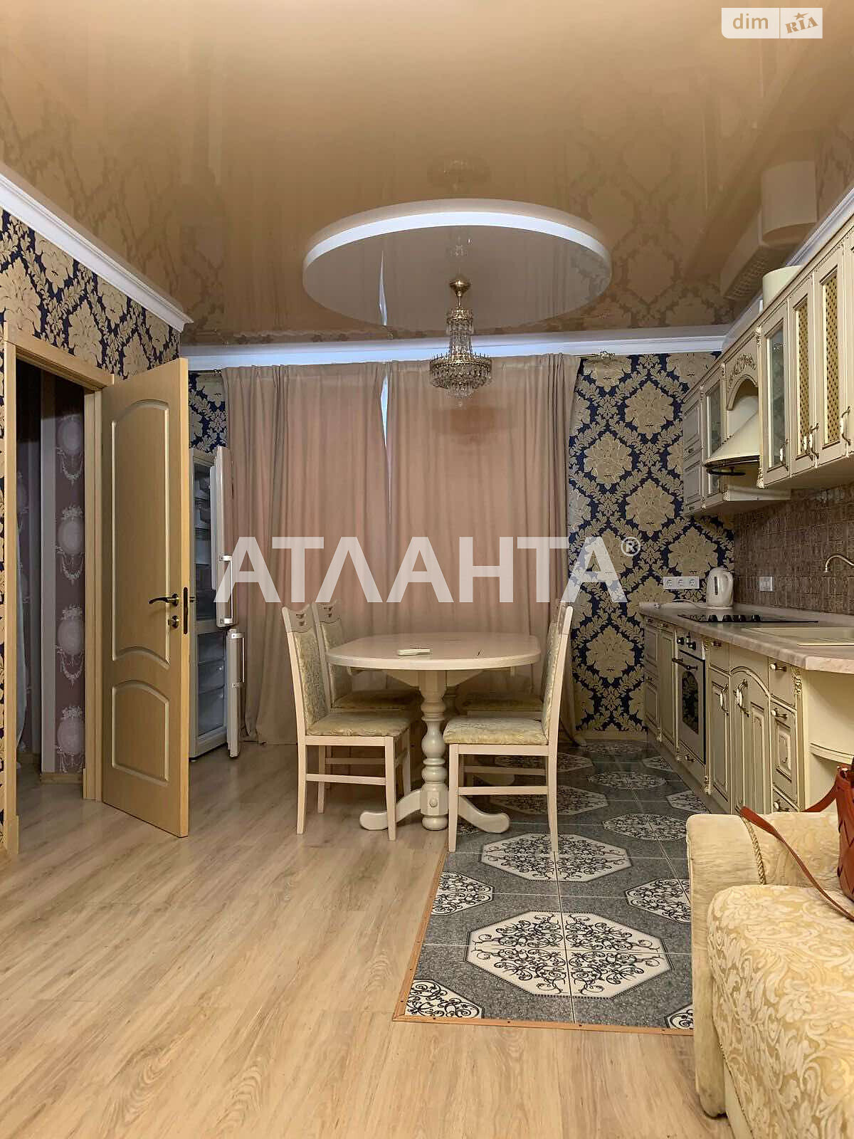 Продажа однокомнатной квартиры в Крыжановка, на ул. Защитников Украины 44, фото 1 Продажа однокомнатной квартиры в Крыжановка, на ул. Защитников Украины 44, фото 1