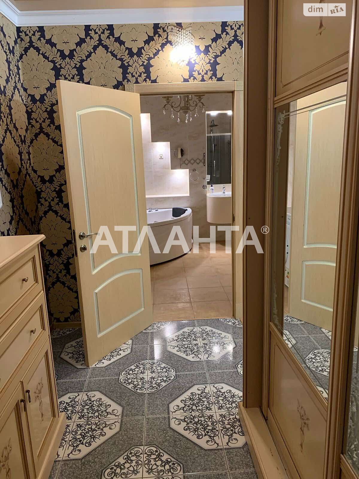 Продажа однокомнатной квартиры в Крыжановка, на ул. Защитников Украины 44, фото 1 Продажа однокомнатной квартиры в Крыжановка, на ул. Защитников Украины 44, фото 1