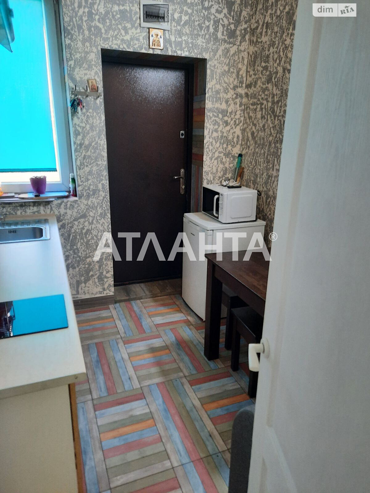 Продаж двокімнатної квартири в Крижанівка, на вул. Захисників України, фото 1 Продаж двокімнатної квартири в Крижанівка, на вул. Захисників України, фото 1