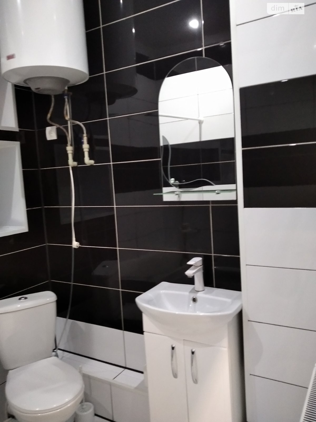 Продажа однокомнатной квартиры в Крыжановка, на ул. Защитников Украины 7Б, фото 1