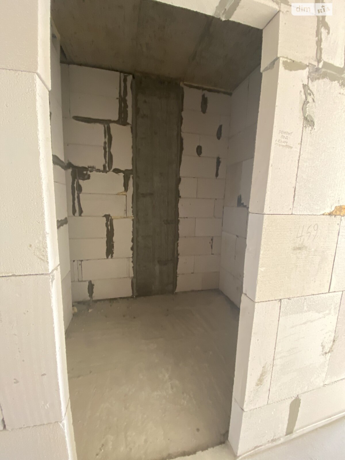 Продажа однокомнатной квартиры в Крыжановка, на ул. Защитников Украины 60Е, фото 1