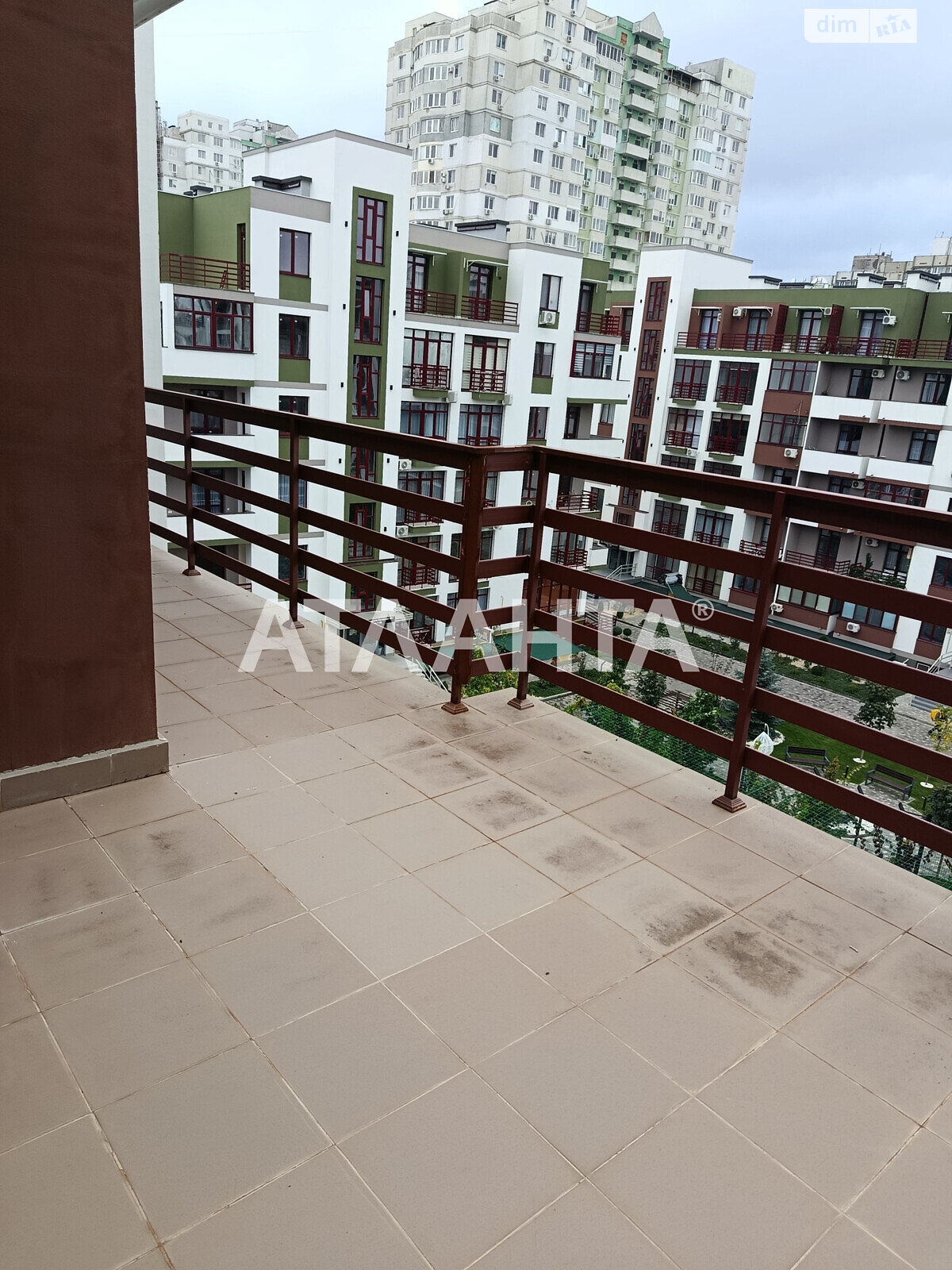 Продажа однокомнатной квартиры в Крыжановка, на ул. Защитников Украины, фото 1