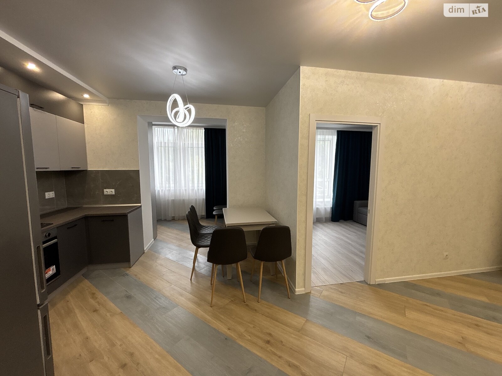 Продажа трехкомнатной квартиры в Крюковщине, на ул. Бакинская 1, фото 1 Продажа трехкомнатной квартиры в Крюковщине, на ул. Бакинская 1, фото 1