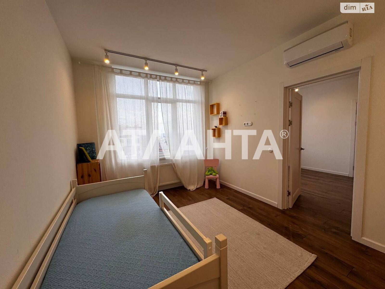 Продаж чотирикімнатної квартири в Крюківщині, на вул. Одеська 25А, фото 1 Продаж чотирикімнатної квартири в Крюківщині, на вул. Одеська 25А, фото 1