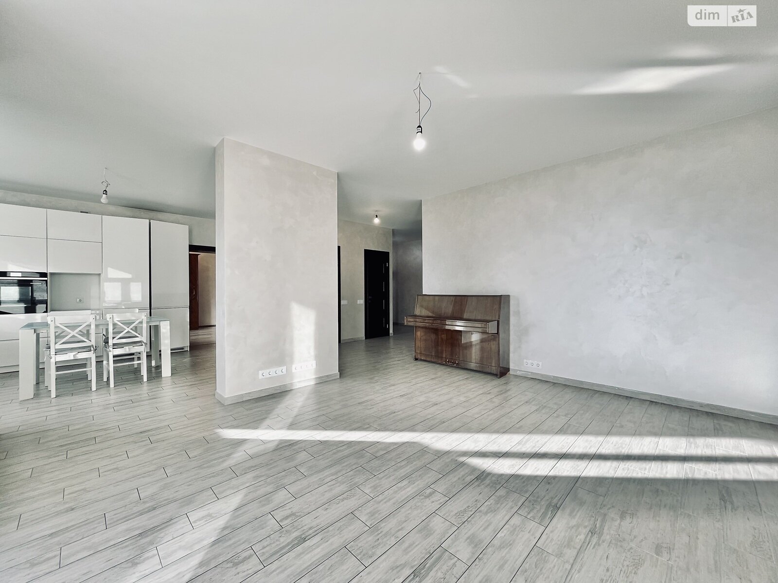 Продажа трехкомнатной квартиры в Крюковщине, на ул. Вишнёвая 17, фото 1 Продажа трехкомнатной квартиры в Крюковщине, на ул. Вишнёвая 17, фото 1