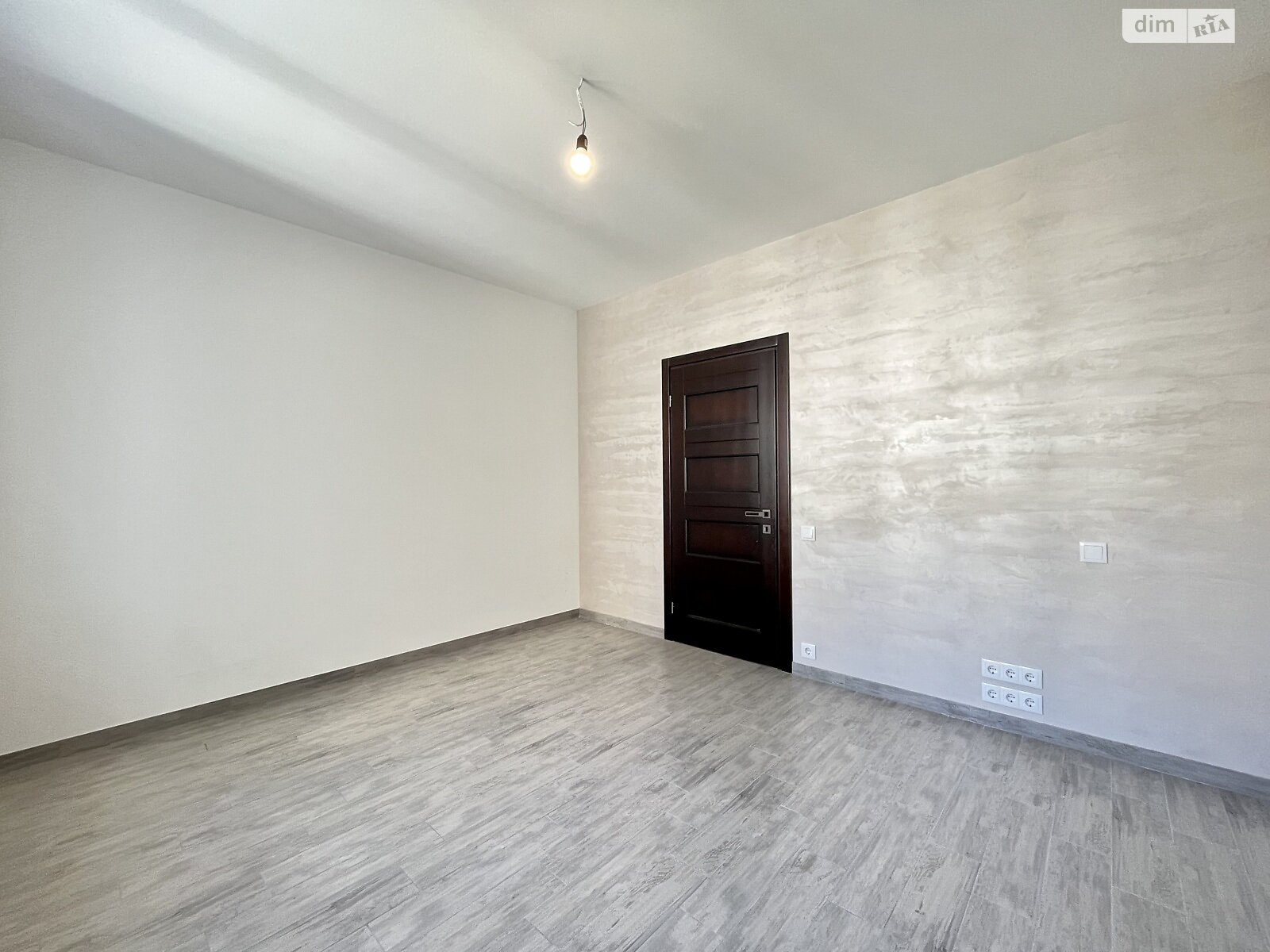 Продажа трехкомнатной квартиры в Крюковщине, на ул. Вишнёвая 17, фото 1 Продажа трехкомнатной квартиры в Крюковщине, на ул. Вишнёвая 17, фото 1