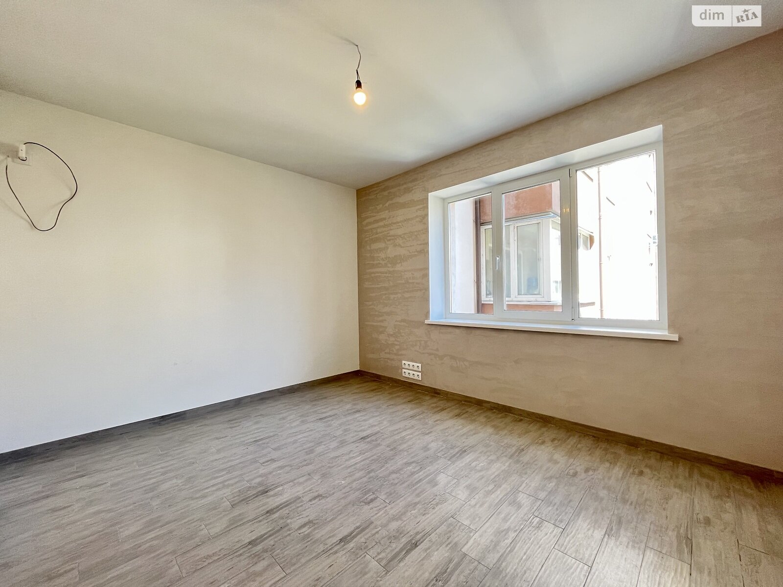 Продажа трехкомнатной квартиры в Крюковщине, на ул. Вишнёвая 17, фото 1 Продажа трехкомнатной квартиры в Крюковщине, на ул. Вишнёвая 17, фото 1