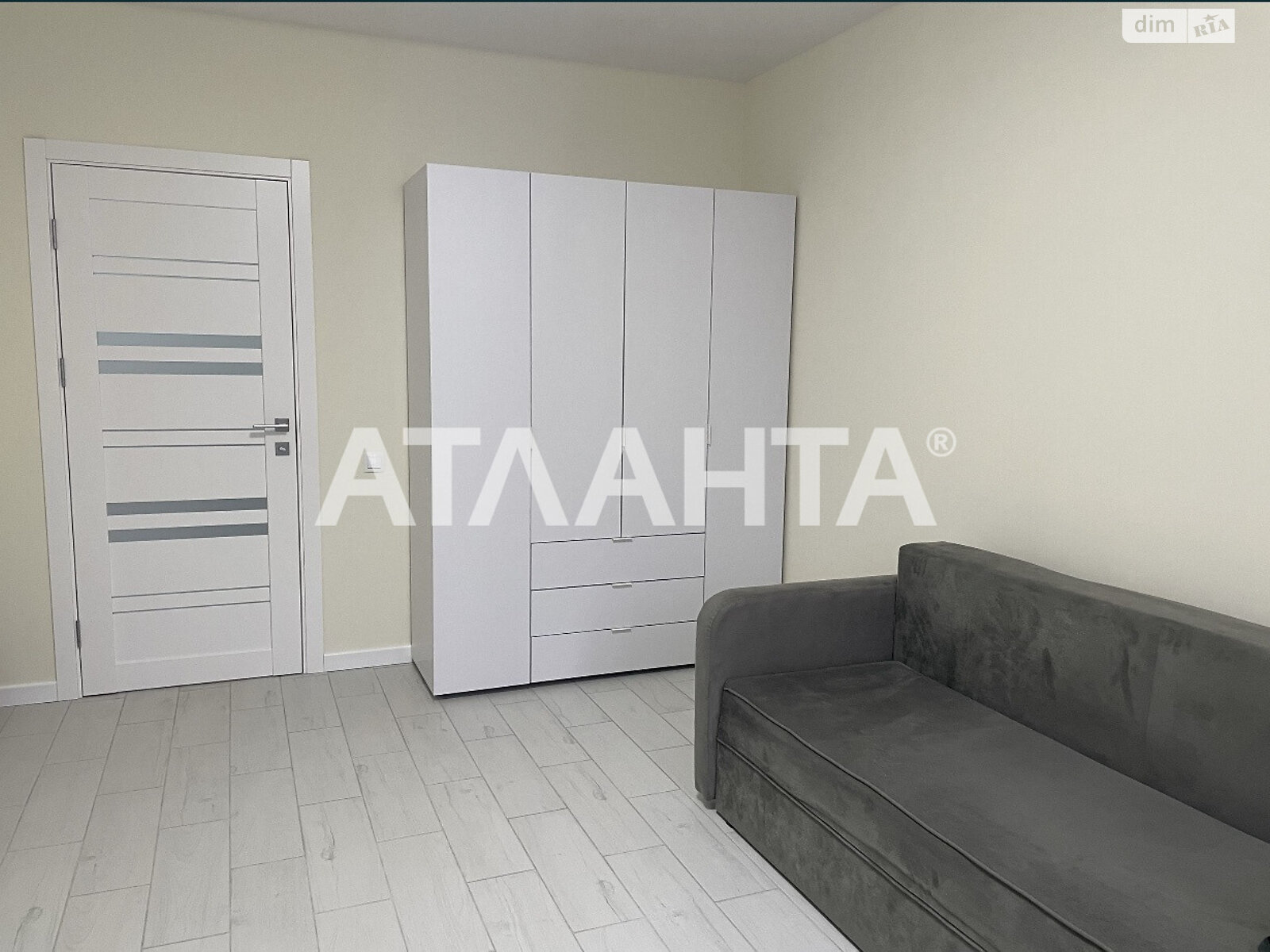Продажа двухкомнатной квартиры в Крюковщине, на ул. Возрождения, фото 1 Продажа двухкомнатной квартиры в Крюковщине, на ул. Возрождения, фото 1
