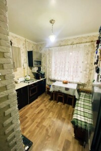Продаж однокімнатної квартири в Квасилові, на вул. Молодіжна 38, фото 2
