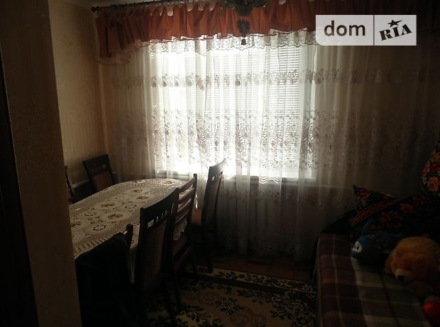 Продажа трехкомнатной квартиры в Лановцах, фото 1 Продажа трехкомнатной квартиры в Лановцах, фото 1