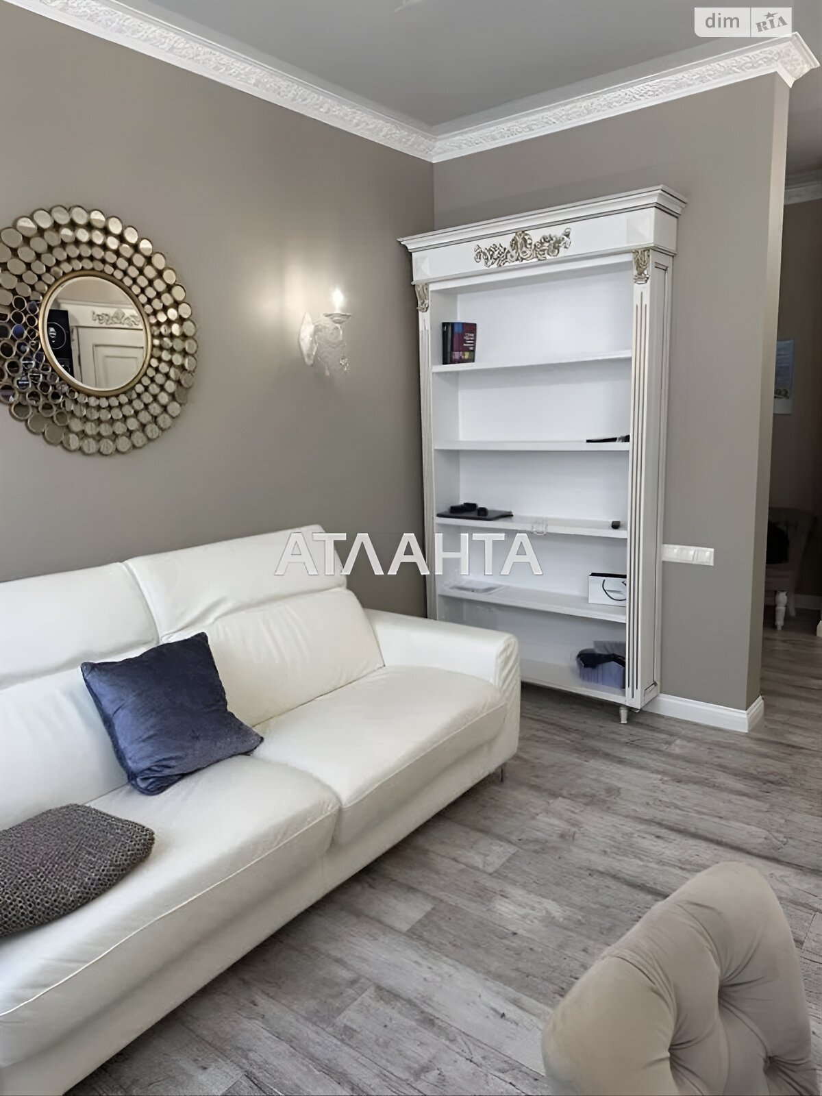 Продажа двухкомнатной квартиры в Лесках, на ул. Марсельская 72А, фото 1 Продажа двухкомнатной квартиры в Лесках, на ул. Марсельская 72А, фото 1