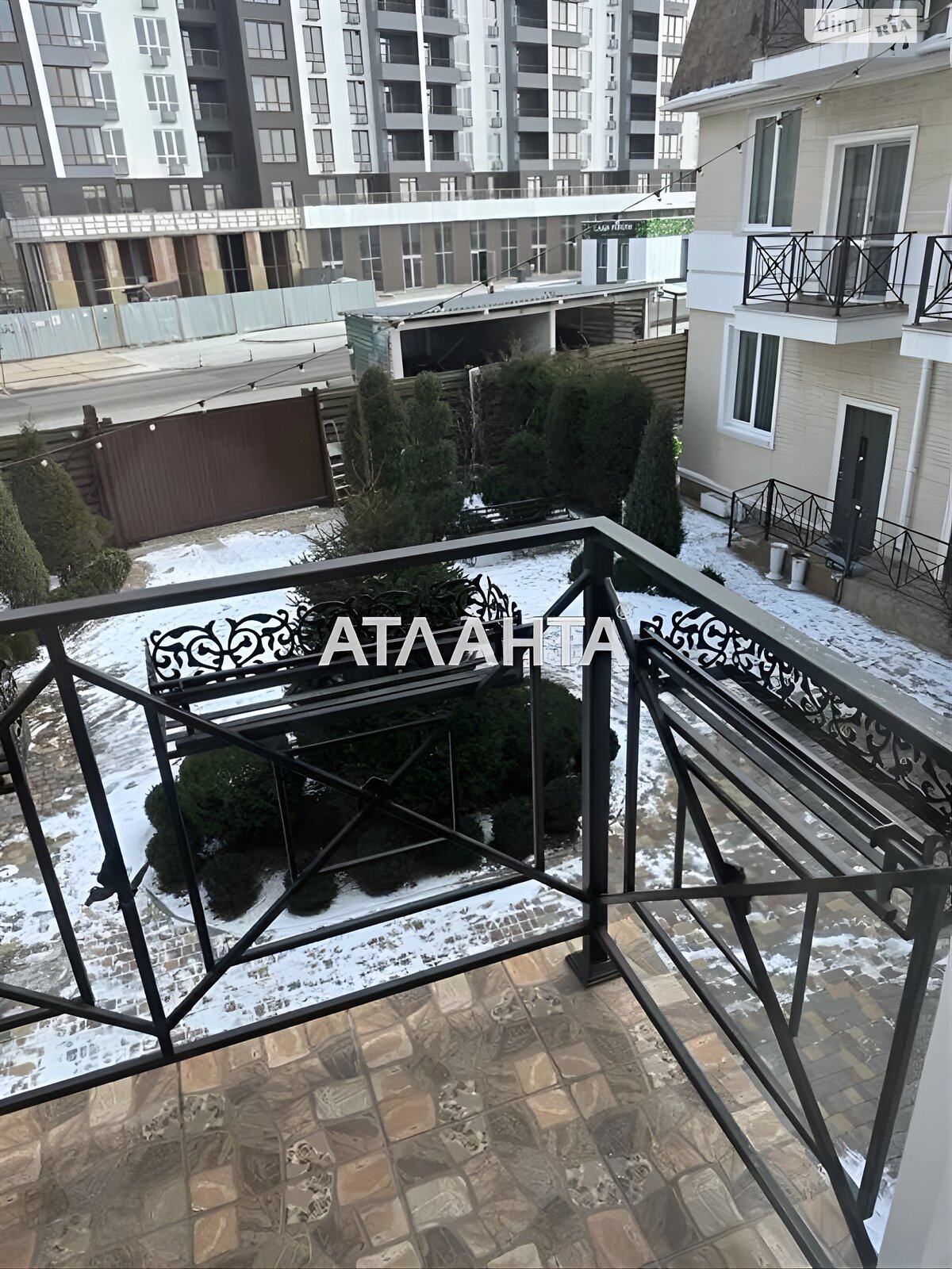 Продажа двухкомнатной квартиры в Лесках, на ул. Марсельская 72А, фото 1 Продажа двухкомнатной квартиры в Лесках, на ул. Марсельская 72А, фото 1