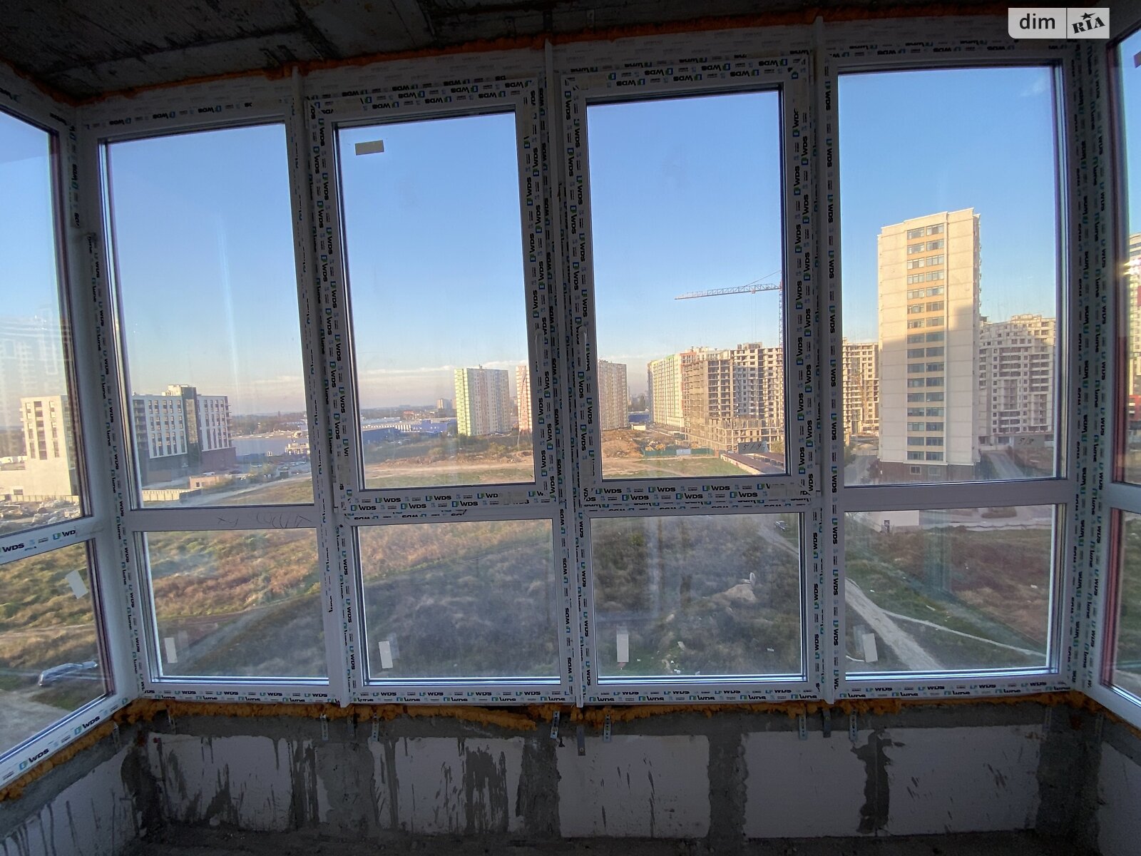 Продажа трехкомнатной квартиры в Лиманке, на ул. Жемчужная 11 корпус 2, фото 1 Продажа трехкомнатной квартиры в Лиманке, на ул. Жемчужная 11 корпус 2, фото 1