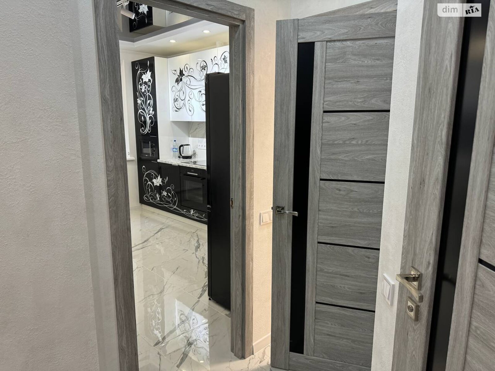 Продаж двокімнатної квартири в Лиманці, на вул. Перлинна, фото 1 Продаж двокімнатної квартири в Лиманці, на вул. Перлинна, фото 1