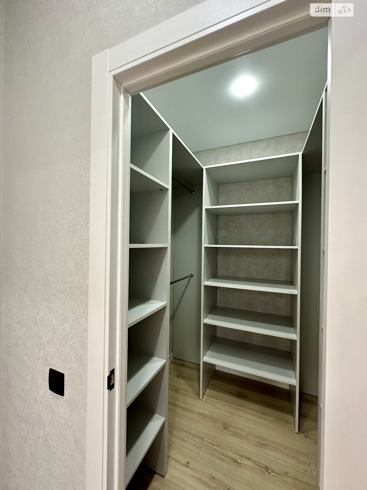 Продаж двокімнатної квартири в Лиманці, на вул. Перлинна 12, кв. 135, фото 1 Продаж двокімнатної квартири в Лиманці, на вул. Перлинна 12, кв. 135, фото 1