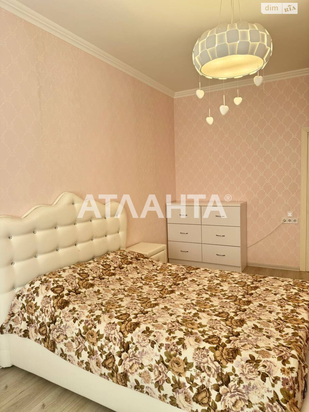 Продажа трехкомнатной квартиры в Лиманке, на ул. Жемчужная, фото 1 Продажа трехкомнатной квартиры в Лиманке, на ул. Жемчужная, фото 1