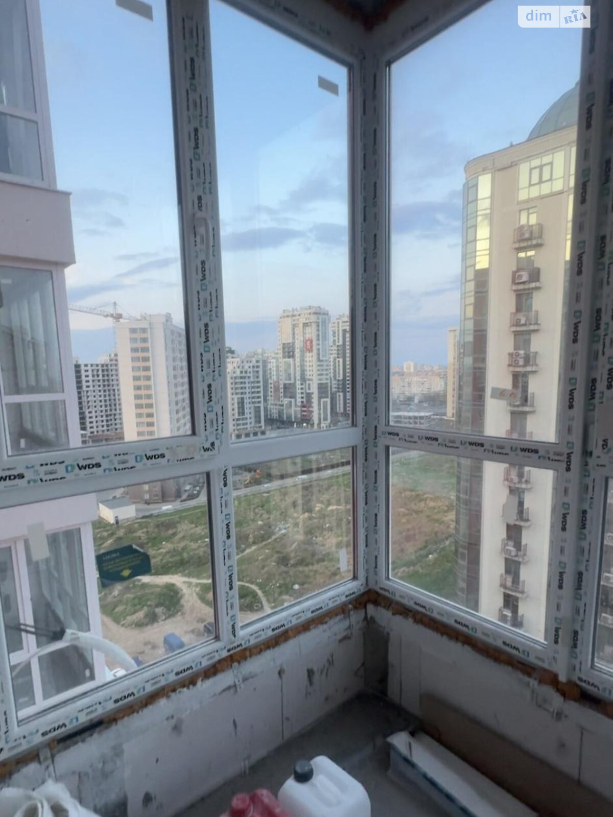 Продаж однокімнатної квартири в Лиманці, на вул. Перлинна 11 корпус 6, фото 1 Продаж однокімнатної квартири в Лиманці, на вул. Перлинна 11 корпус 6, фото 1