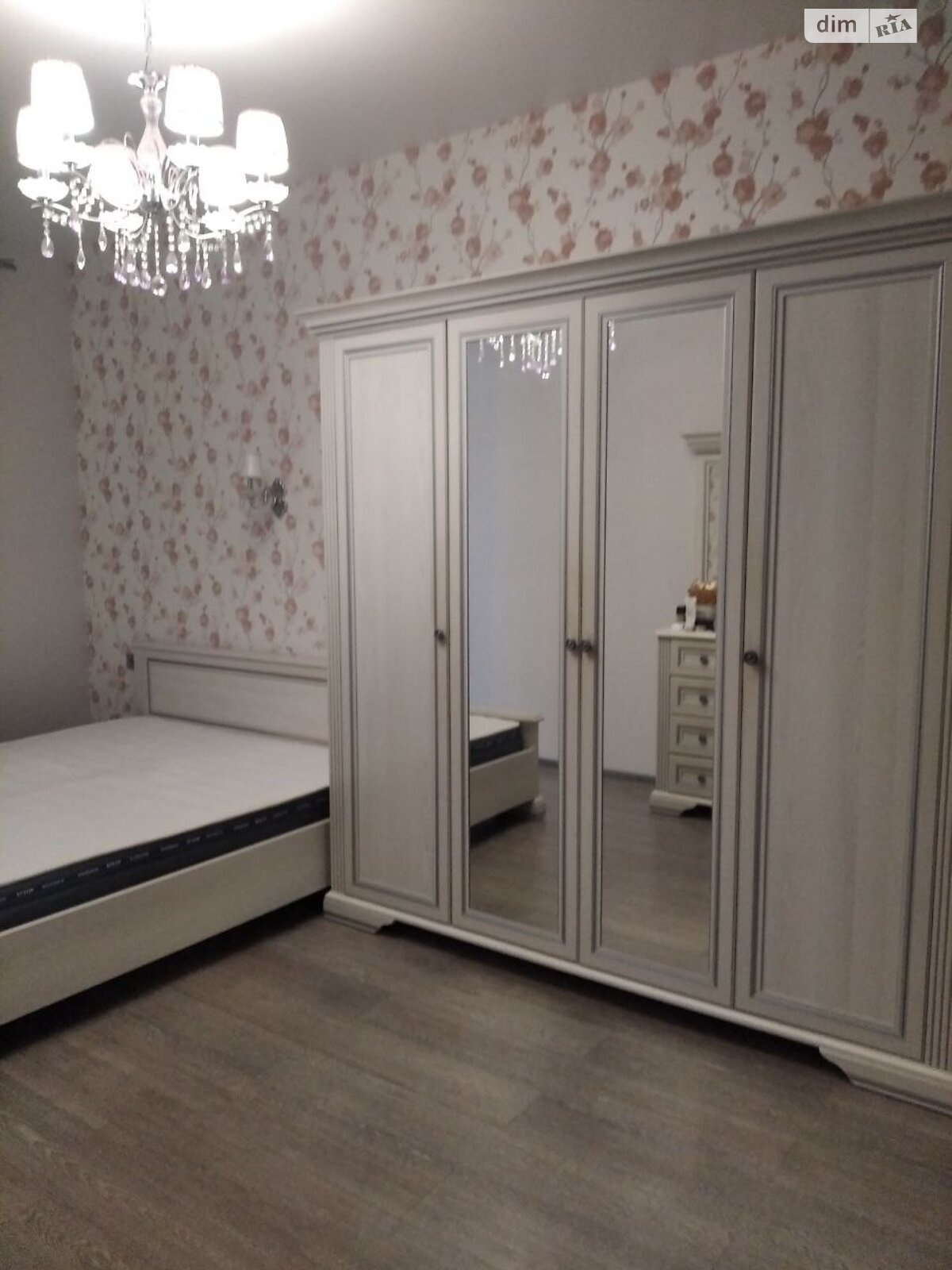 Продажа трехкомнатной квартиры в Лиманке, на ул. Жемчужная 4, фото 1