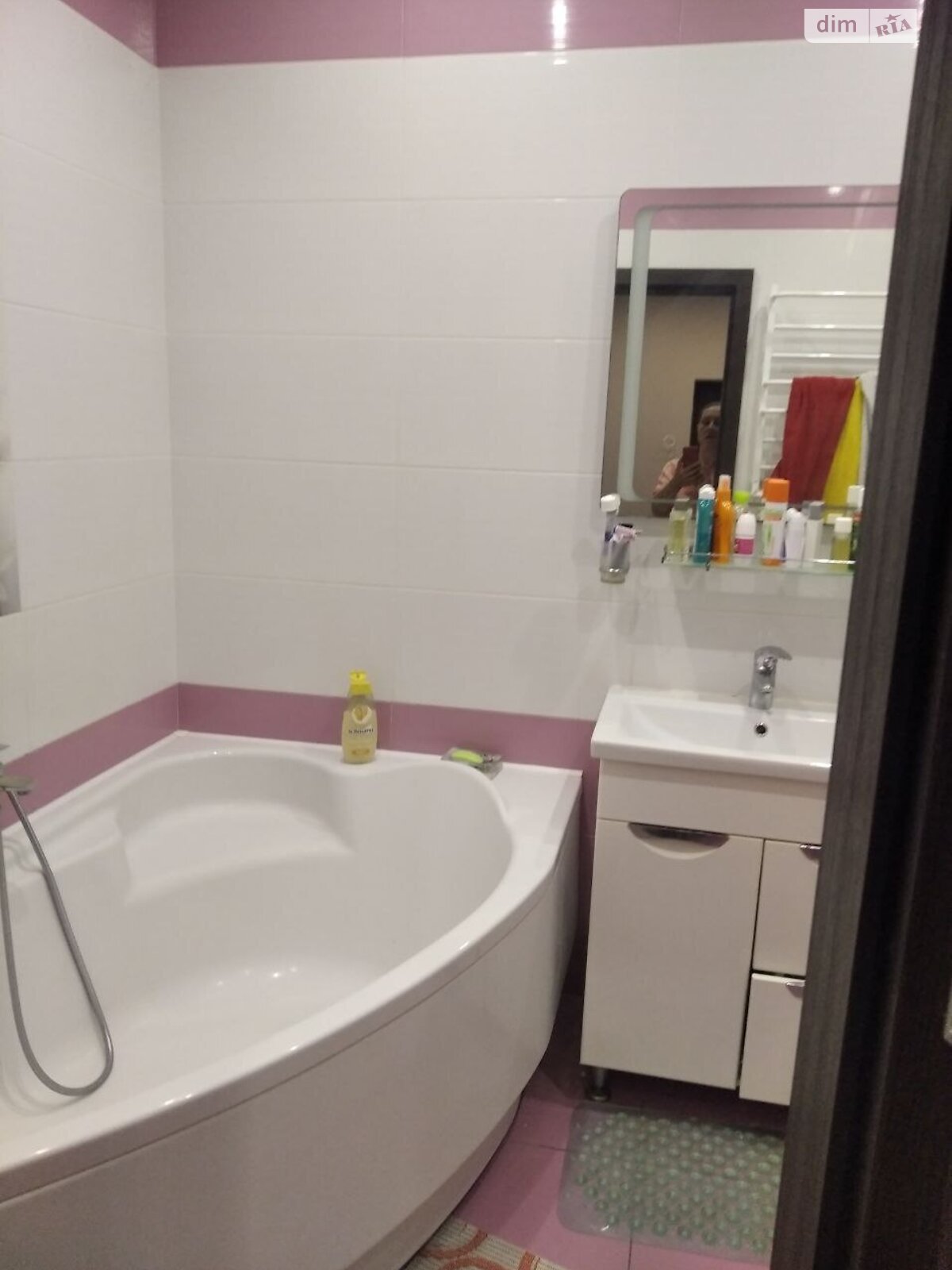 Продажа трехкомнатной квартиры в Лиманке, на ул. Жемчужная 4, фото 1