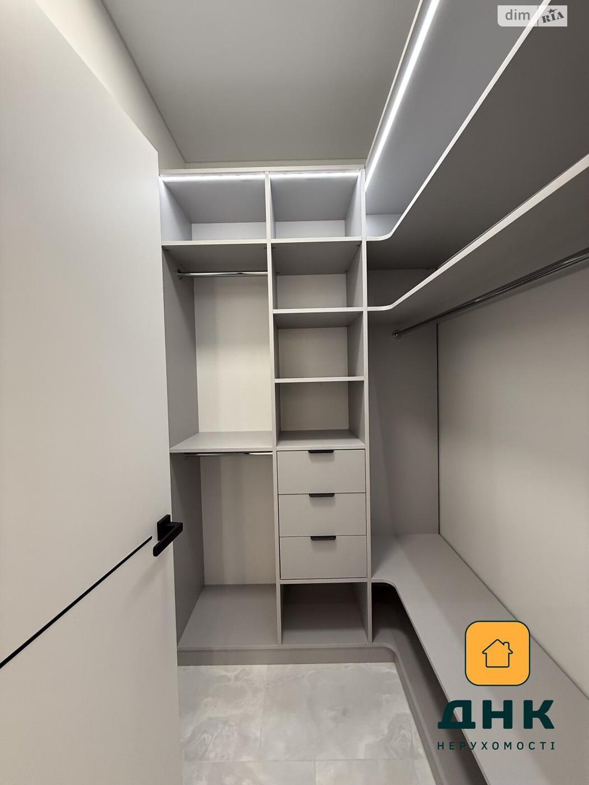 Продаж двокімнатної квартири в Лиманці, на вул. Перлинна 8, фото 1 Продаж двокімнатної квартири в Лиманці, на вул. Перлинна 8, фото 1