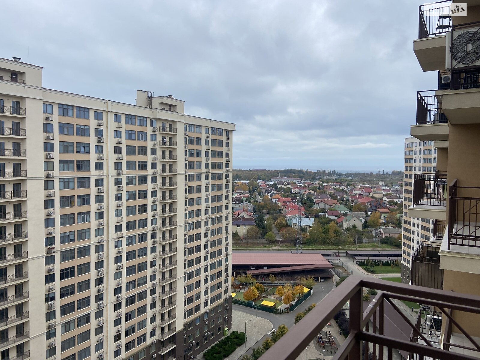 Продажа двухкомнатной квартиры в Лиманке, на ул. Жемчужная 10, фото 1