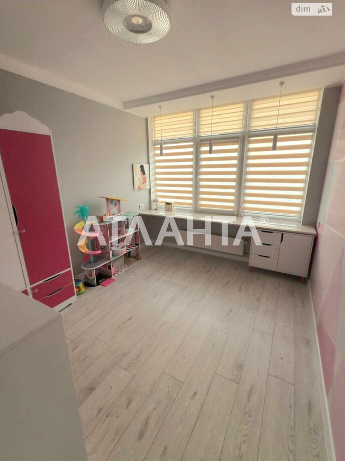 Продажа трехкомнатной квартиры в Лиманке, на ул. Жемчужная, фото 1