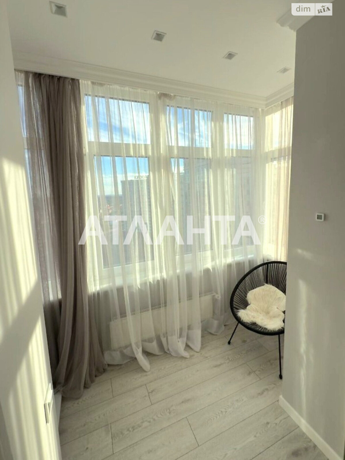 Продажа трехкомнатной квартиры в Лиманке, на ул. Жемчужная, фото 1