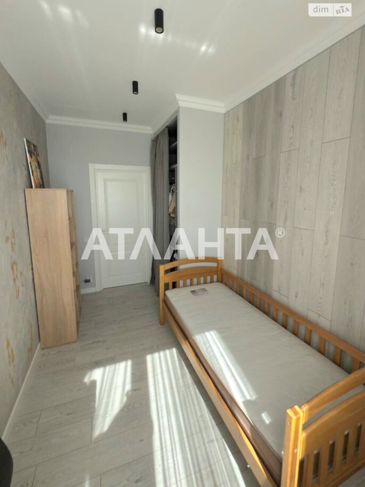 Продажа трехкомнатной квартиры в Лиманке, на ул. Жемчужная, фото 1