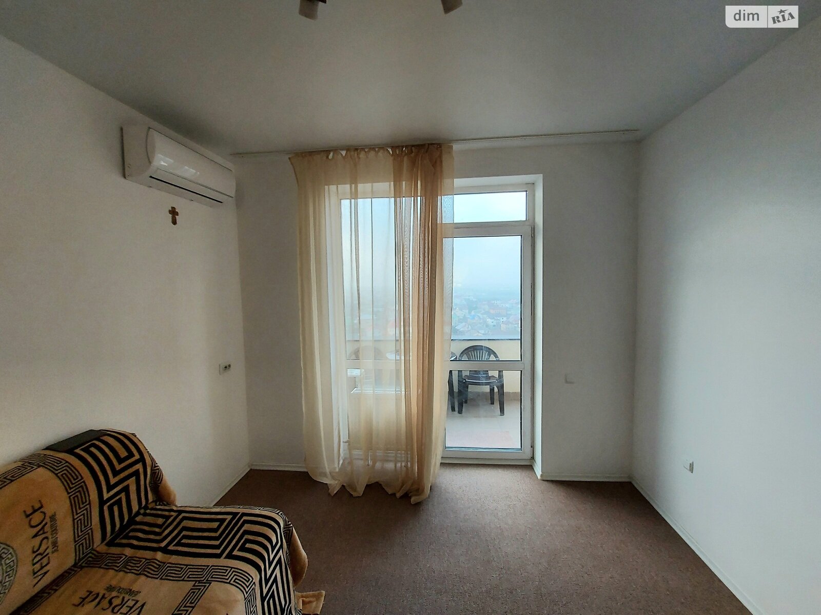 Продаж однокімнатної квартири в Лиманці, на просп. Небесної Сотні 111, фото 1