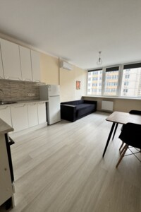 Продаж однокімнатної квартири в Лиманці, на просп. Полковника Гуляєва 111, фото 2