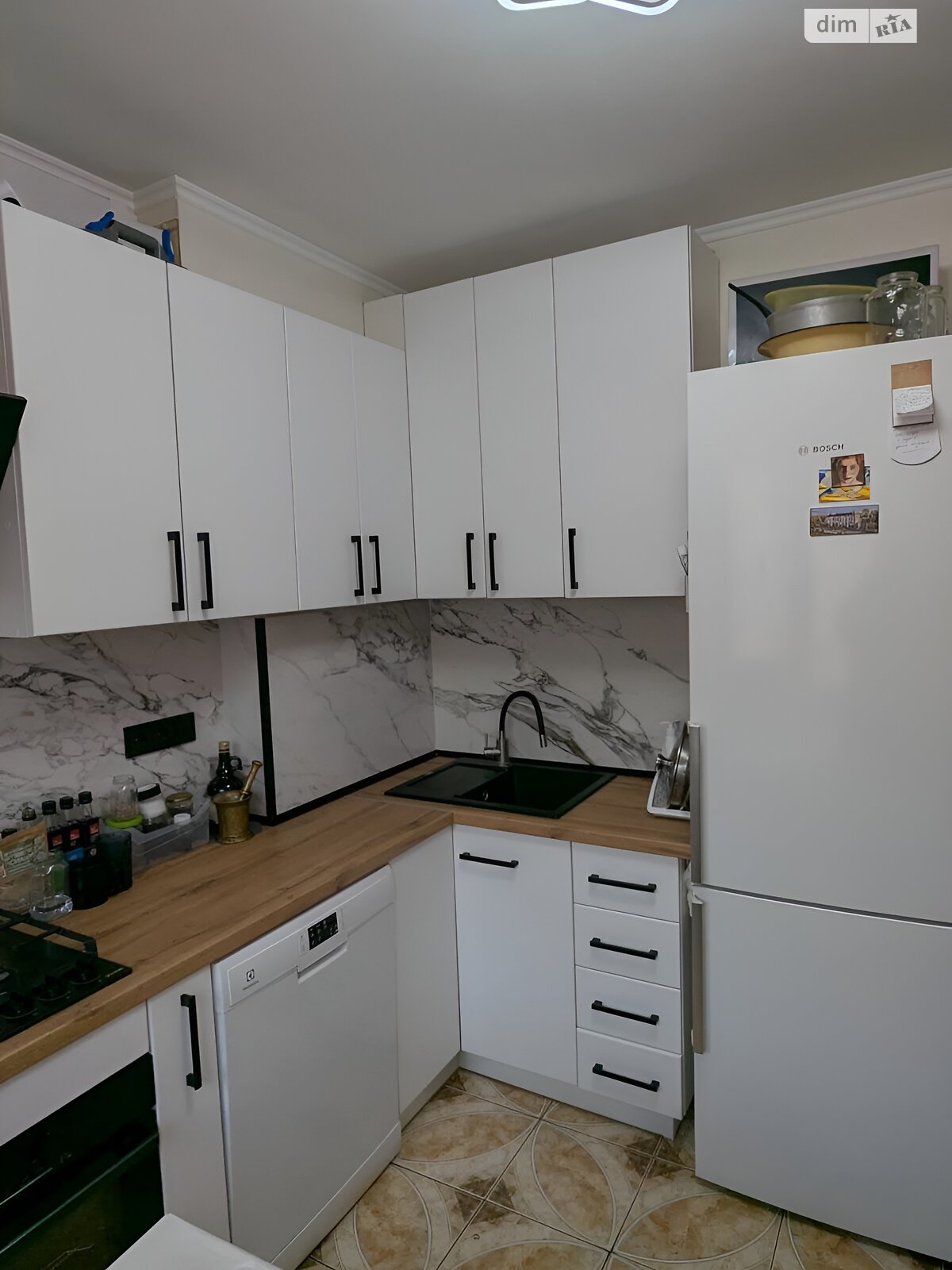 Продажа двухкомнатной квартиры в Лиманке, на мас. Радужный 3, фото 1 Продажа двухкомнатной квартиры в Лиманке, на мас. Радужный 3, фото 1