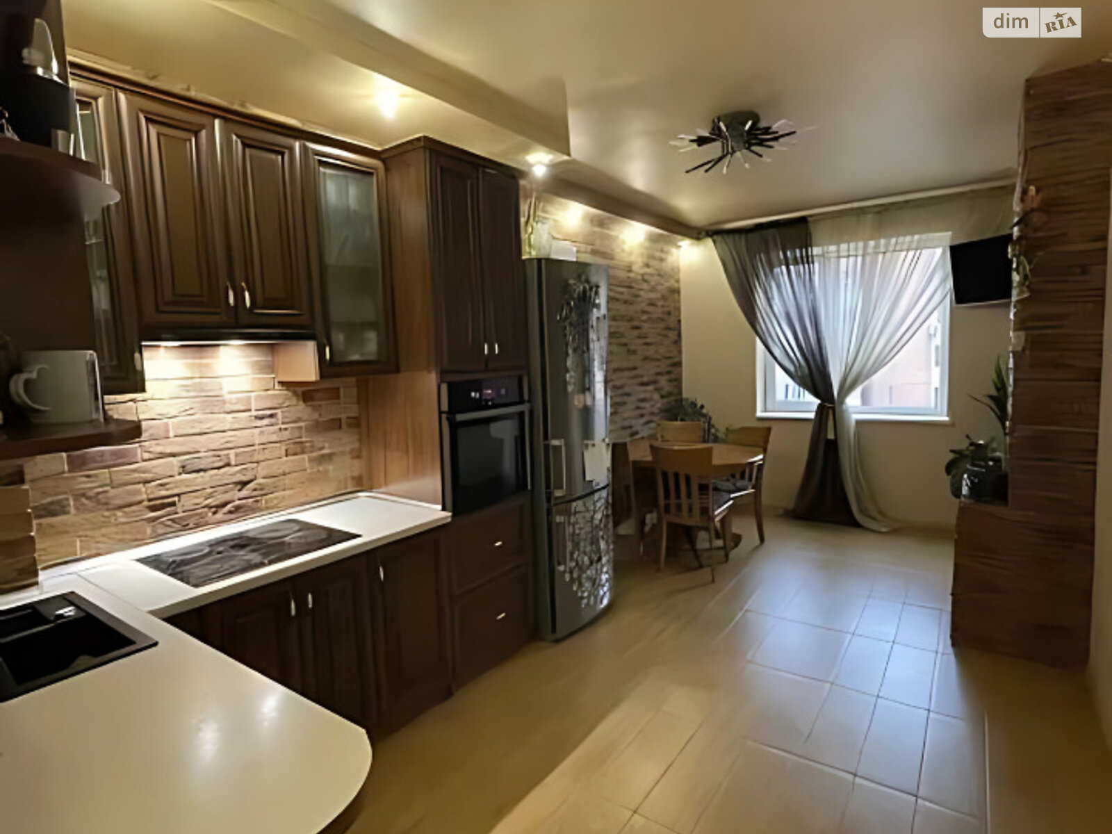 Продажа двухкомнатной квартиры в Лиманке, на мас. Радужный 6, фото 1 Продажа двухкомнатной квартиры в Лиманке, на мас. Радужный 6, фото 1