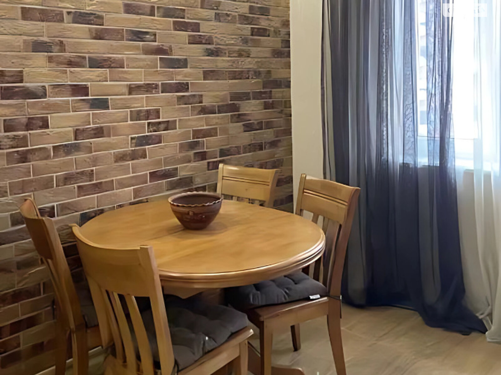 Продажа двухкомнатной квартиры в Лиманке, на мас. Радужный 6, фото 1 Продажа двухкомнатной квартиры в Лиманке, на мас. Радужный 6, фото 1