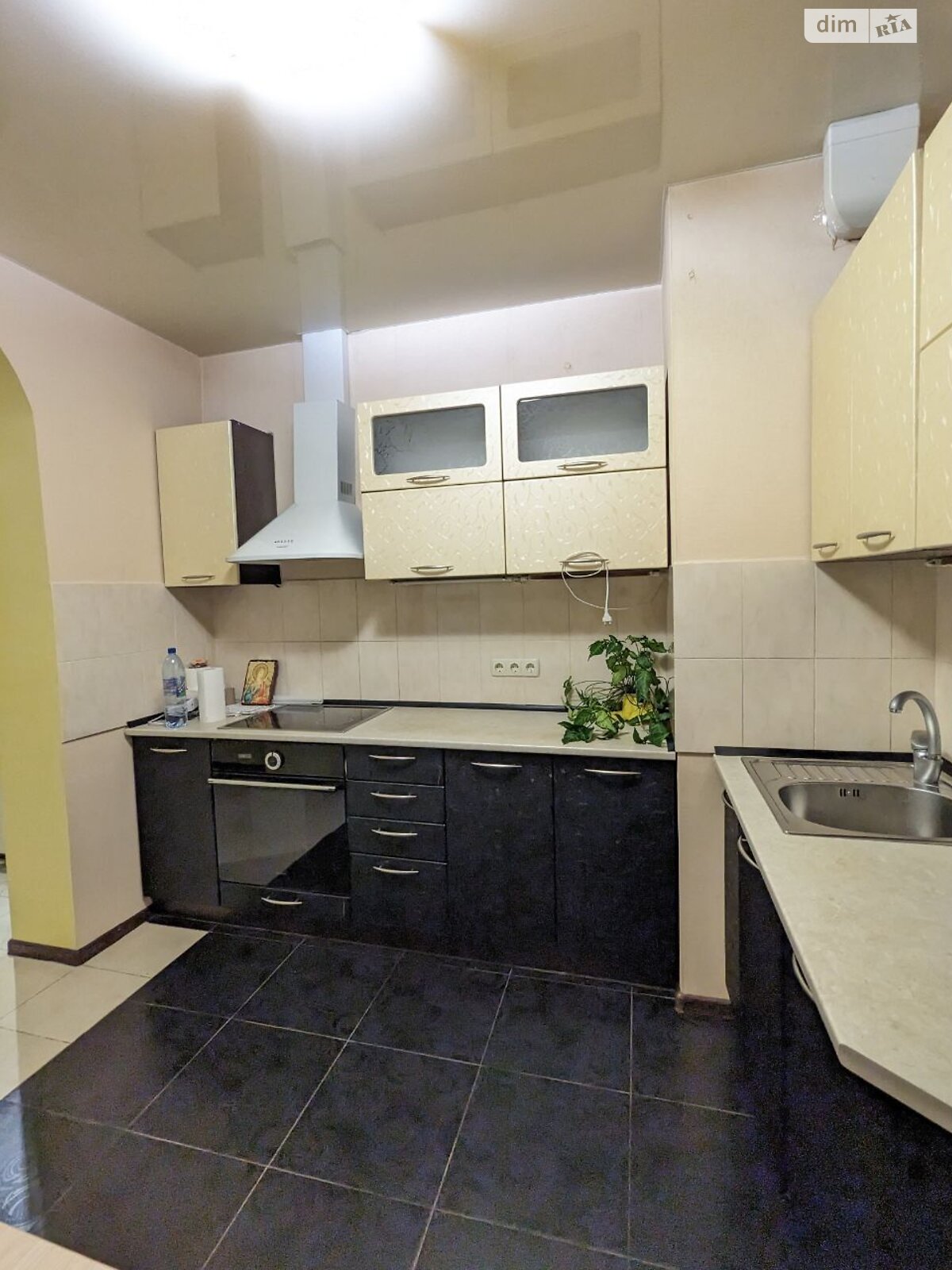 Продаж двокімнатної квартири в Лиманці, на мас. Радужний 7А, фото 1 Продаж двокімнатної квартири в Лиманці, на мас. Радужний 7А, фото 1