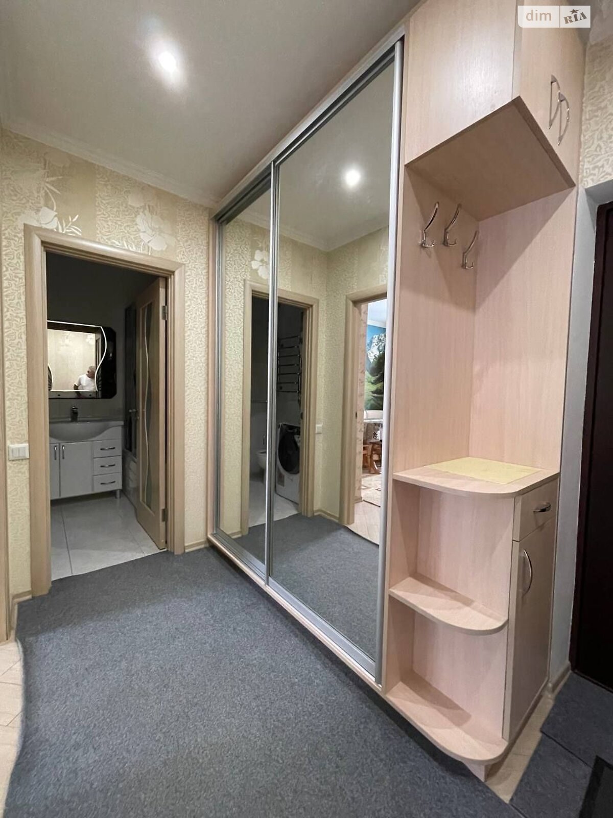 Продажа двухкомнатной квартиры в Лиманке, на мас. Радужный 10Б, фото 1 Продажа двухкомнатной квартиры в Лиманке, на мас. Радужный 10Б, фото 1