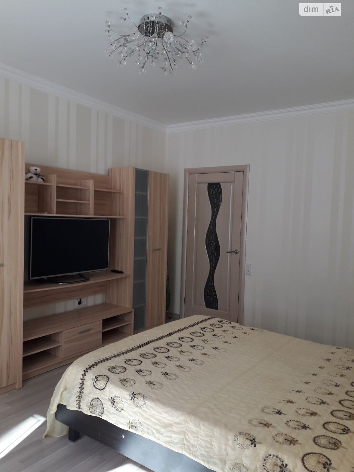 Продажа двухкомнатной квартиры в Лиманке, на мас. Радужный 10Б, фото 1 Продажа двухкомнатной квартиры в Лиманке, на мас. Радужный 10Б, фото 1