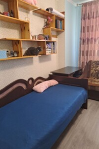 Продаж двокімнатної квартири в Лиманці, на мас. Радужний 8, фото 2
