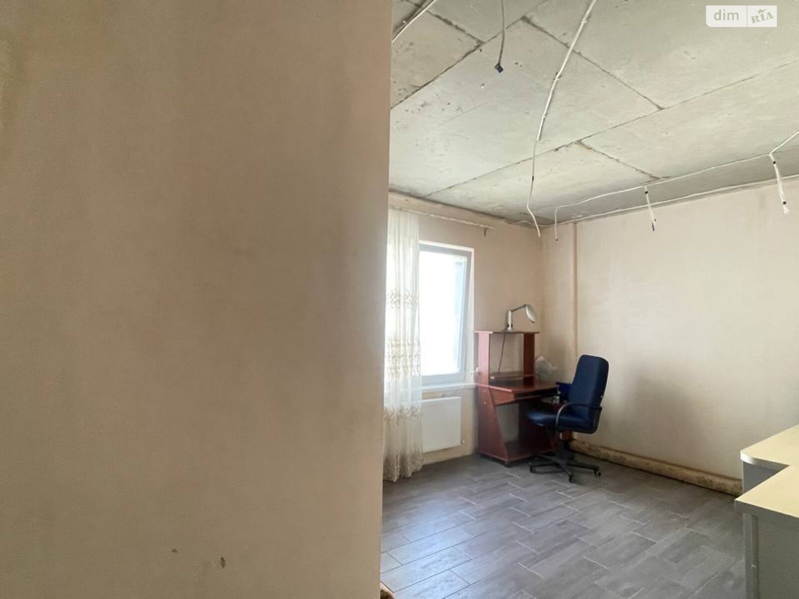 Продаж двокімнатної квартири в Лиманці, на мас. Райдужний, фото 1