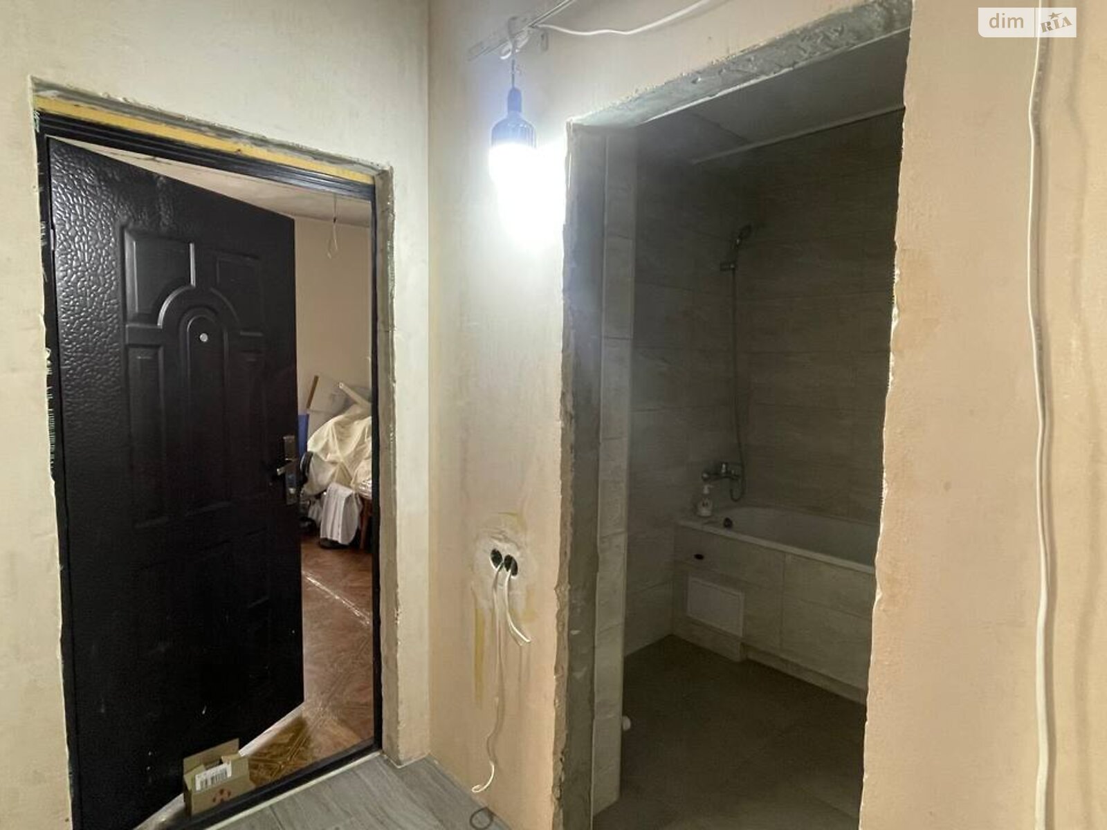 Продаж двокімнатної квартири в Лиманці, на мас. Райдужний, фото 1