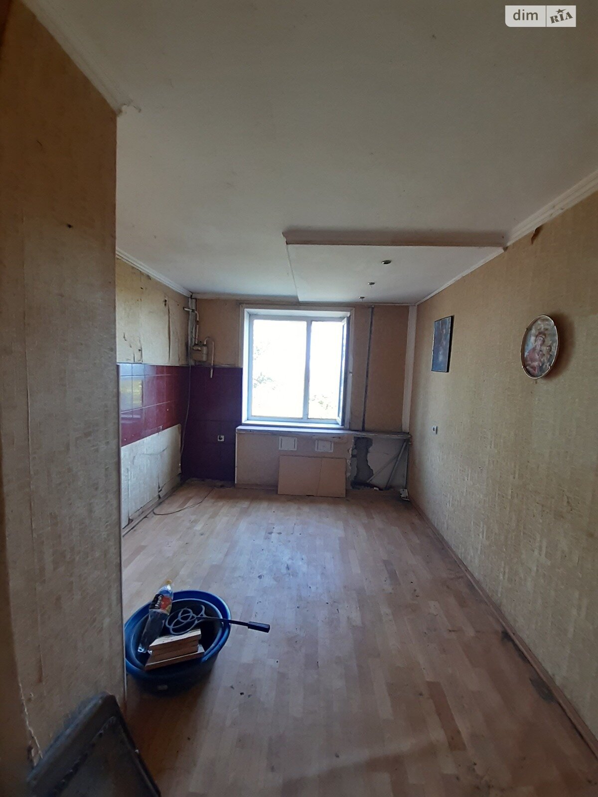 Продажа трехкомнатной квартиры в Лиманском, на ул. ДОС, фото 1 Продажа трехкомнатной квартиры в Лиманском, на ул. ДОС, фото 1