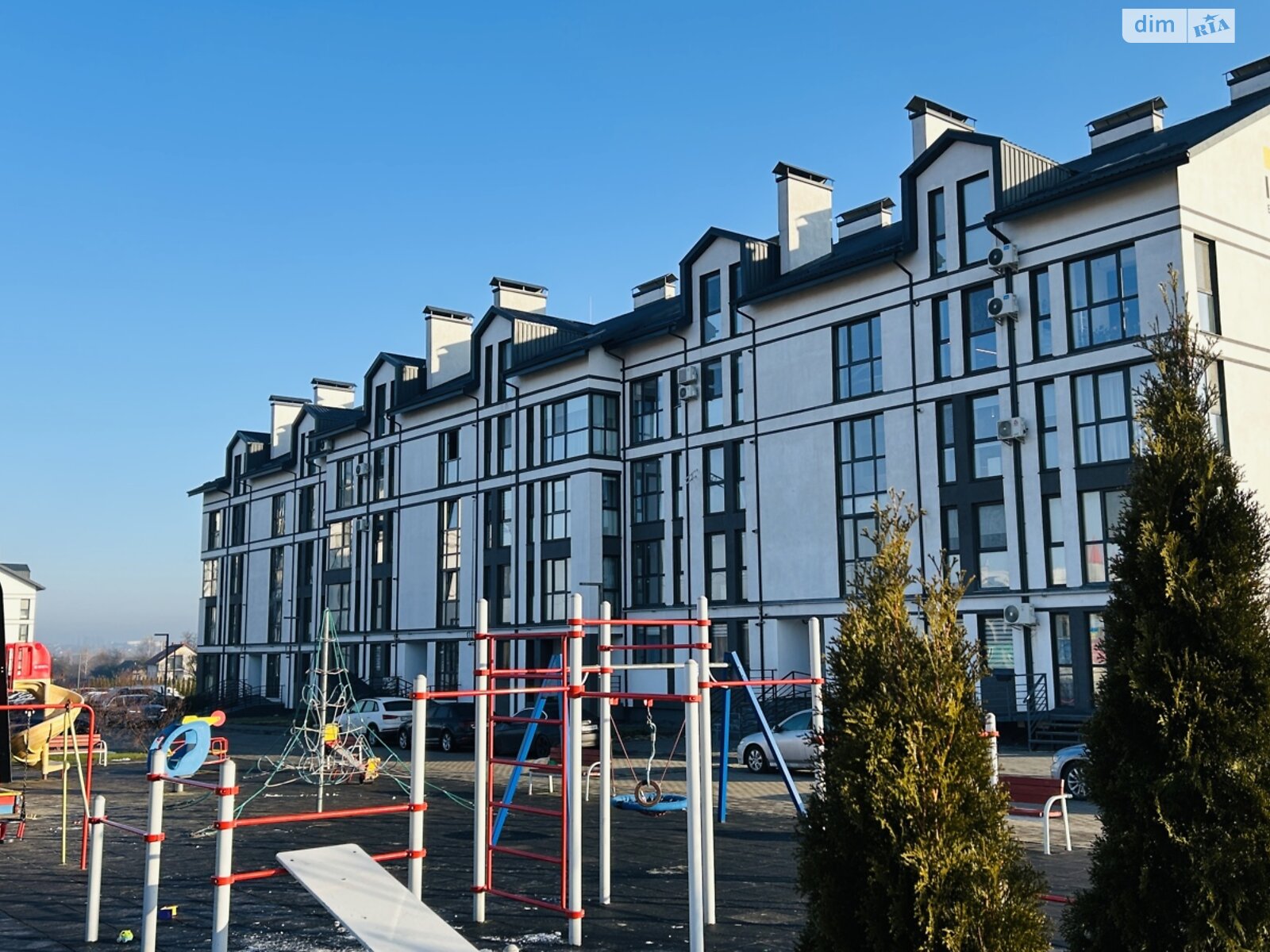 Продажа четырехкомнатной квартиры в Липинах, на ул. Мира 1, фото 1 Продажа четырехкомнатной квартиры в Липинах, на ул. Мира 1, фото 1