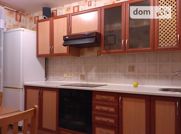Продажа трехкомнатной квартиры в Луганске, на квМирный район Артемовский фото 1 Продажа трехкомнатной квартиры в Луганске, на квМирный район Артемовский фото 1