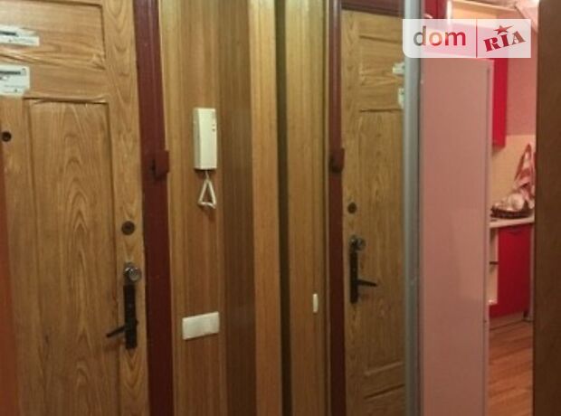 Продажа трехкомнатной квартиры в Луганске, район Жовтневый фото 1 Продажа трехкомнатной квартиры в Луганске, район Жовтневый фото 1