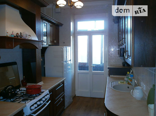 Продажа квартиры, 2 ком., Луганск, р‑н. Ленинский, Красная площадь Продажа квартиры, 2 ком., Луганск, р‑н. Ленинский, Красная площадь